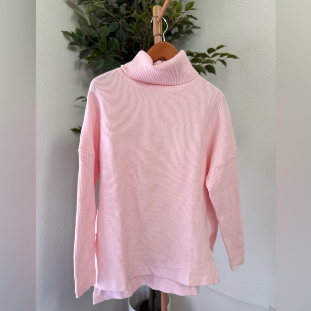 Baby Pink Brand New Turtle Neck Oversized Fit Sweater Women’s Size Medium